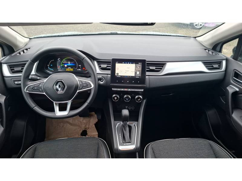 Renault Captur E-Tech full hybrid 145 Techno 2023 - photo n°10 Renault Captur E-Tech full hybrid 145 Techno  occasion à Agen - photo n°10