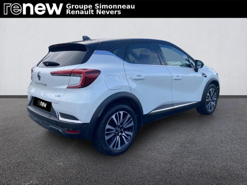 Renault Captur E-Tech Plug-in 160 Initiale Paris  occasion  VARENNES VAUZELLES - photo n5