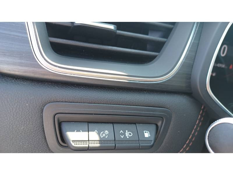 Renault Captur E-Tech Plug-in 160 Initiale Paris 2021 - photo n°17 Renault Captur E-Tech Plug-in 160 Initiale Paris  occasion à Agen - photo n°17