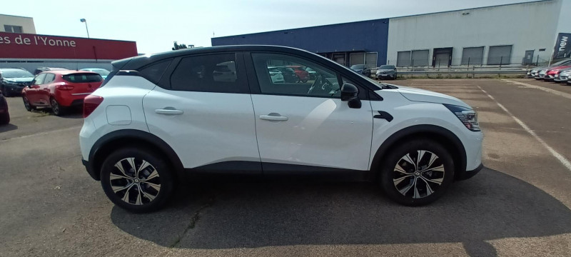 Renault Captur TCe 100 GPL Evolution  occasion à AUXERRE - photo n°5