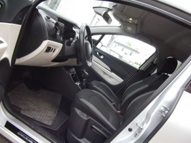 Renault Captur TCe 120 BVA  occasion  Beaupuy - photo n7