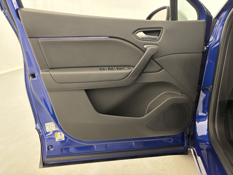 Renault Captur TCe 140 21 Intens 5p 2022 - photo n°12 Renault Captur TCe 140 21 Intens 5p  occasion à SAINT-GREGOIRE - photo n°12