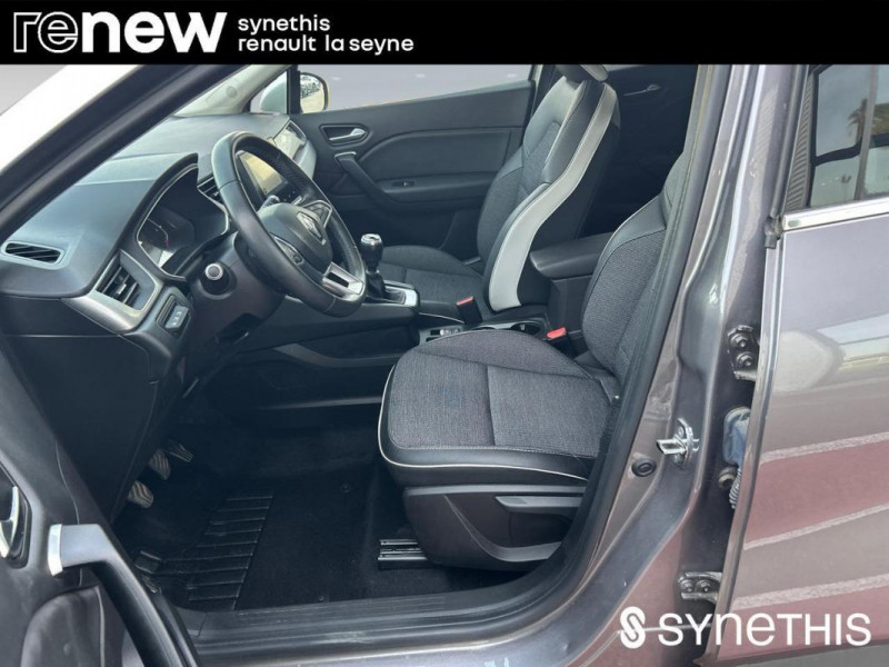 Renault Captur TCe 140 - 21 Intens  occasion à La Seyne/Mer - photo n°8