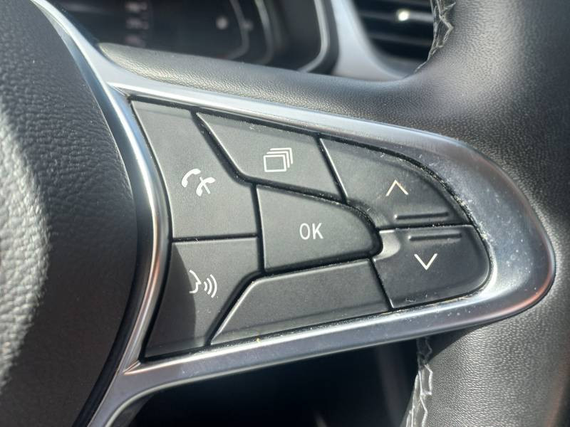 Renault Captur TCe 140 - 21 Intens 2023 - photo n°18 Renault Captur TCe 140 - 21 Intens  occasion à Castelnau-d'Estrétefonds - photo n°18