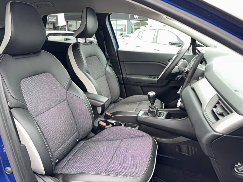 Renault Captur TCe 90 Intens 2021 - photo n°12 Renault Captur TCe 90 Intens  occasion à Sainte-Bazeille - photo n°12