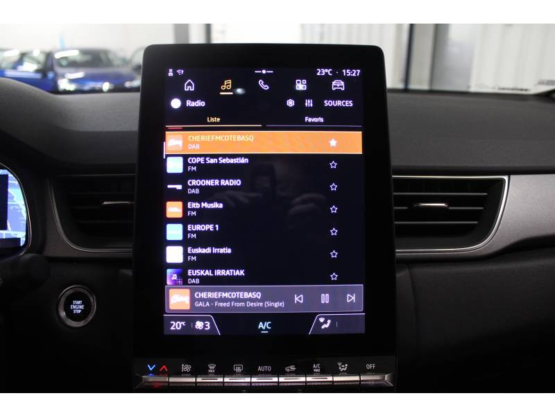 Renault Captur TCe 90 Techno 2024 - photo n°19 Renault Captur TCe 90 Techno  occasion à Biarritz - photo n°19