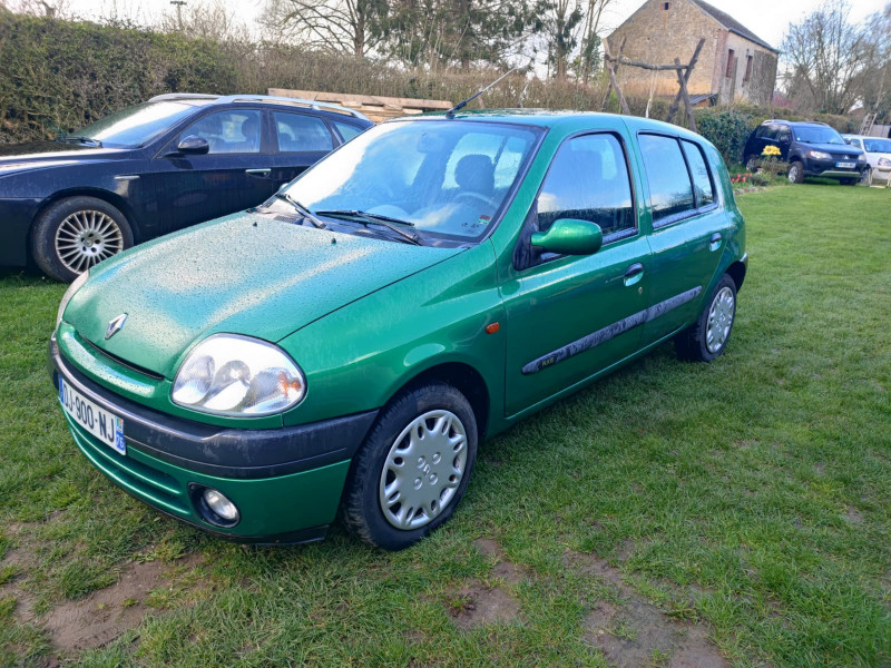 Renault Clio II 0.9 TCe 75ch energy Business 5p Euro6c