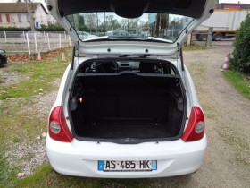 Renault Clio II 1.2 16V 75CH CAMPUS.COM 5P  occasion  Aucamville - photo n7