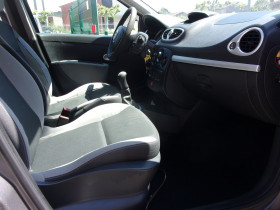 Renault Clio III 1.2 16V 75CH AUTHENTIQUE 5P  occasion  Toulouse - photo n7