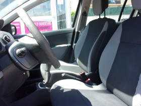 Renault Clio III 1.2 16V 75CH AUTHENTIQUE 5P  occasion  Toulouse - photo n10