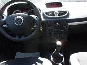 Renault Clio III 1.2 16V 75CH AUTHENTIQUE 5P  occasion  Toulouse - photo n9