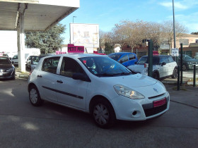 Renault Clio III 1.5 DCI 70CH AUTHENTIQUE 5P  occasion � Toulouse - photo n�3