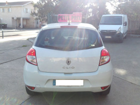 Renault Clio III 1.5 DCI 70CH AUTHENTIQUE 5P  occasion � Toulouse - photo n�4