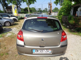 Renault Clio III 1.5 DCI 70CH AUTHENTIQUE 5P  occasion  Aucamville - photo n6