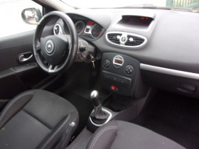 Renault Clio III 1.5 DCI 70CH DYNAMIQUE 115G 5P  occasion  Toulouse - photo n11