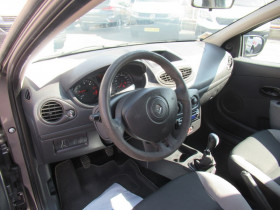 Renault Clio III 1.5 DCI 75CH EXPRESSION CLIM ECO  occasion  Toulouse - photo n12