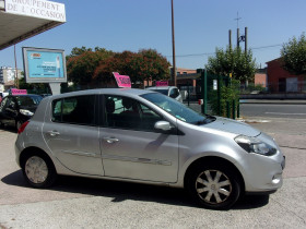 Renault Clio III 1.5 DCI 75CH EXPRESSION CLIM ECO² 5P  occasion à Toulouse - photo n°2