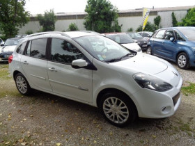 Renault Clio III 1.5 DCI 85CH DYNAMIQUE TOMTOM  occasion  Aucamville - photo n3