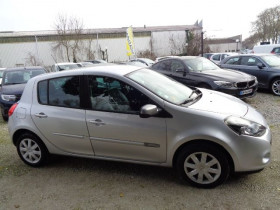 Renault Clio III 1.5 DCI 85CH NIGHT&DAY ECO² 98G 5P  occasion à Aucamville - photo n°3