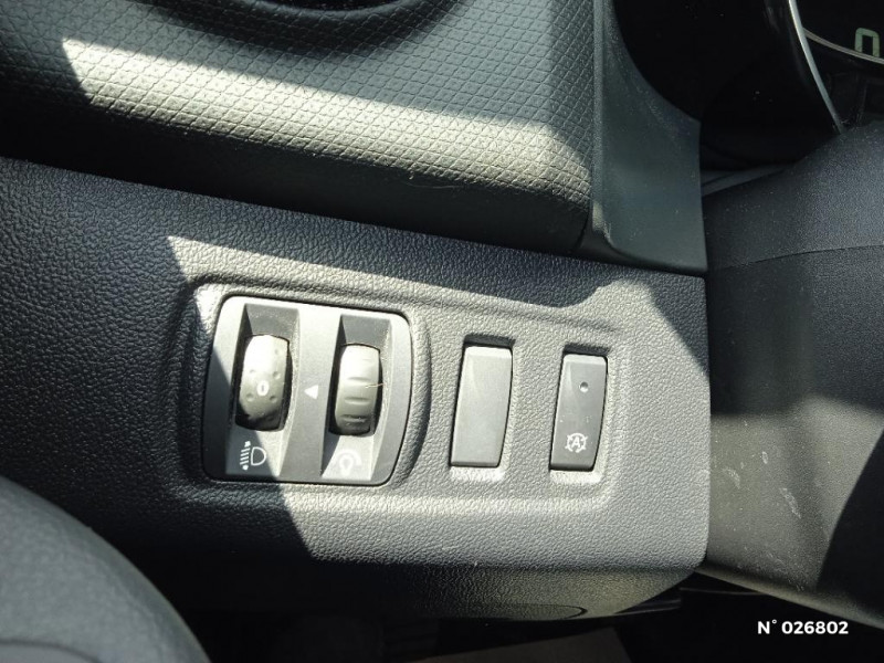 Renault Clio IV Clio dCi 75 E6C Business 2019 - photo n°15 Renault Clio IV Clio dCi 75 E6C Business  occasion à Neufchâtel-en-Bray - photo n°15