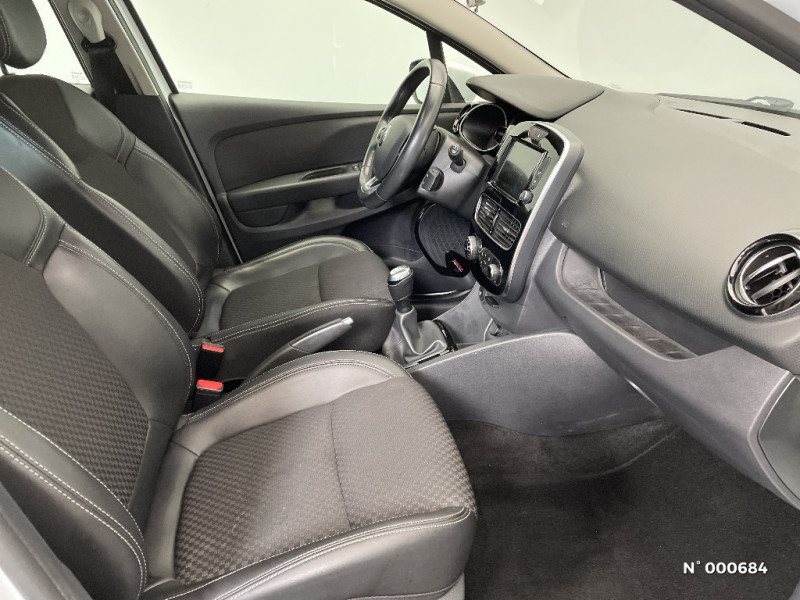 Renault Clio IV Clio TCe 90 E6C Intens 2018 - photo n°10 Renault Clio IV Clio TCe 90 E6C Intens  occasion à Amiens - photo n°10