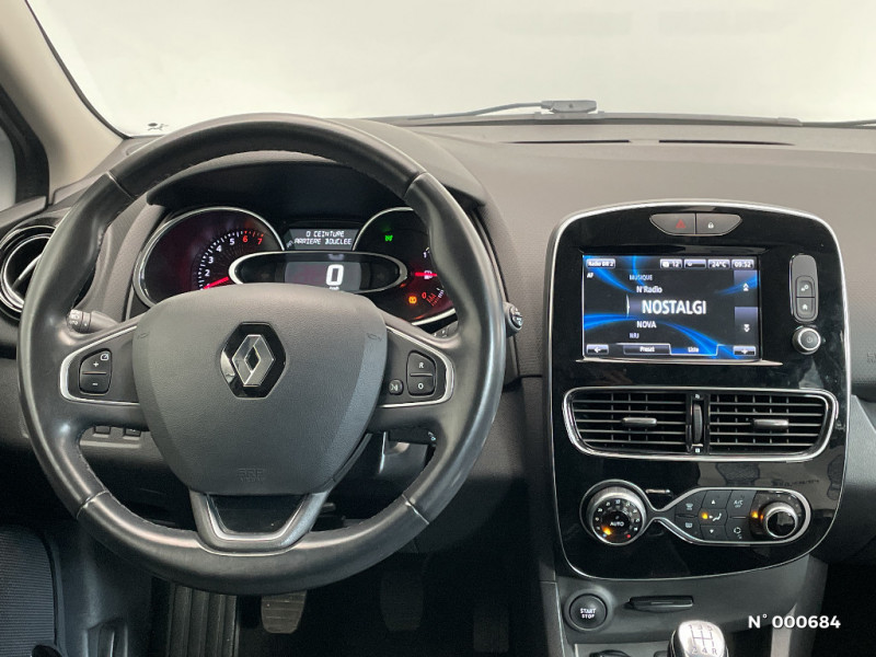 Renault Clio IV Clio TCe 90 E6C Intens 2018 - photo n°13 Renault Clio IV Clio TCe 90 E6C Intens  occasion à Amiens - photo n°13