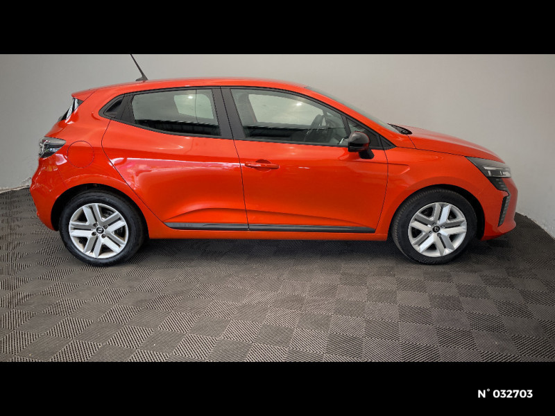 Renault Clio V Clio Blue dCi 100 ch GSR2 Evolution 2024 - photo n°5 Renault Clio V Clio Blue dCi 100 ch GSR2 Evolution  occasion à Seynod - photo n°5