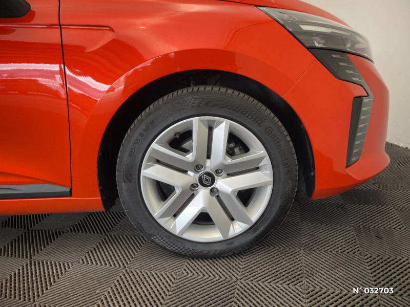 Renault Clio V Clio Blue dCi 100 ch GSR2 Evolution 2024 - photo n°8 Renault Clio V Clio Blue dCi 100 ch GSR2 Evolution  occasion à Seynod - photo n°8