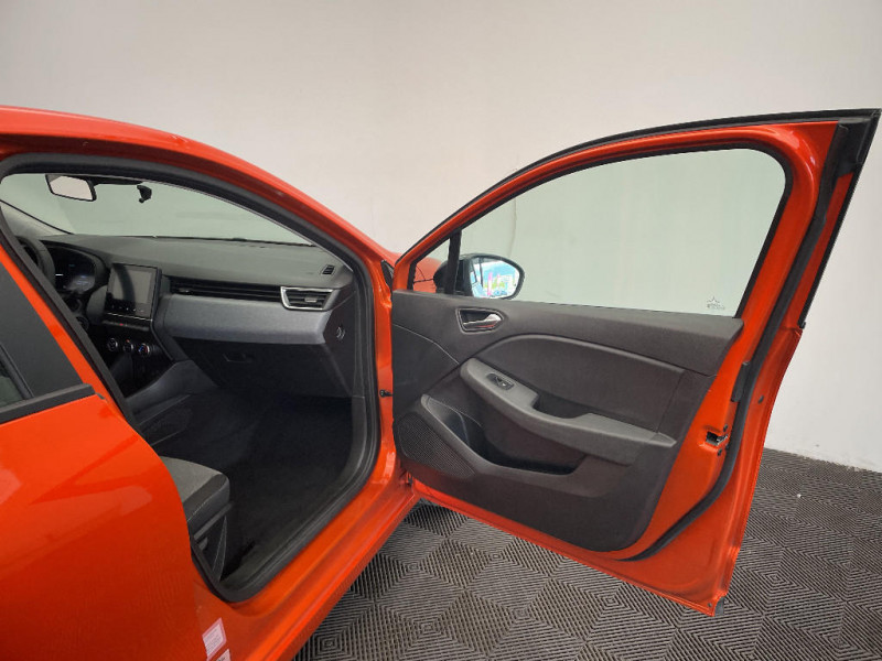 Renault Clio V Clio Blue dCi 100 ch GSR2 Evolution 2024 - photo n°19 Renault Clio V Clio Blue dCi 100 ch GSR2 Evolution  occasion à Seynod - photo n°19