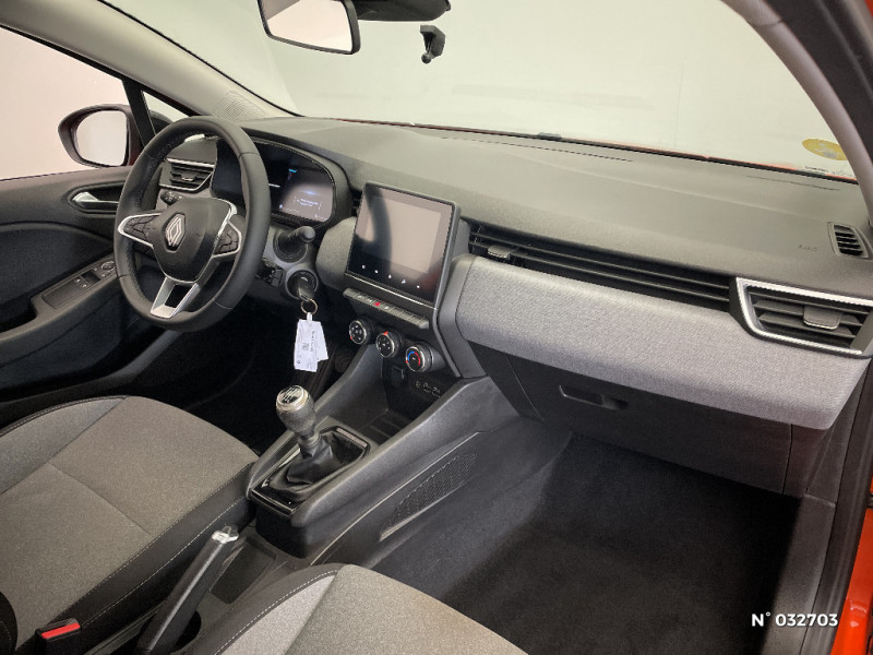 Renault Clio V Clio Blue dCi 100 ch GSR2 Evolution 2024 - photo n°10 Renault Clio V Clio Blue dCi 100 ch GSR2 Evolution  occasion à Seynod - photo n°10