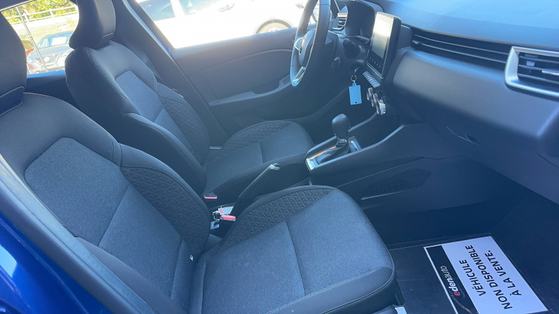 Renault Clio V Clio E-Tech full hybrid 145 Equilibre 5p 2023 - photo n°19 Renault Clio V Clio E-Tech full hybrid 145 Equilibre 5p  occasion à Mont-de-Marsan - photo n°19