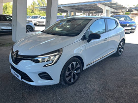 Renault Clio V occasion 2023 mise en vente à Rodez par le garage FABRE RUDELLE - photo n°1