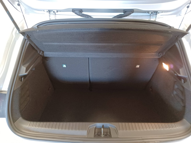 Renault Clio V Clio E-Tech hybride 145 Evolution 5p 2022 - photo n°13 Renault Clio V Clio E-Tech hybride 145 Evolution 5p  occasion à Saint-Laurent-des-Vignes - photo n°13