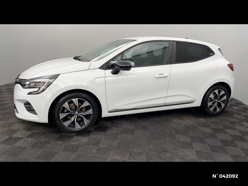 Renault Clio V CLIO SOCIETE BLUE DCI 100 EVOLUTION REVERSIBLE 2023 - photo n°2 Renault Clio V CLIO SOCIETE BLUE DCI 100 EVOLUTION REVERSIBLE  occasion à Beauvais - photo n°2