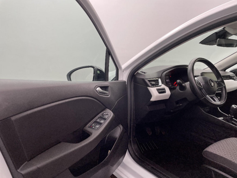 Renault Clio V CLIO SOCIETE BLUE DCI 100 EVOLUTION REVERSIBLE 2023 - photo n°16 Renault Clio V CLIO SOCIETE BLUE DCI 100 EVOLUTION REVERSIBLE  occasion à Beauvais - photo n°16