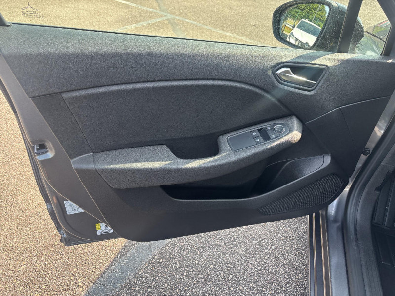 Renault Clio V Clio TCe 90 Equilibre 2023 - photo n°17 Renault Clio V Clio TCe 90 Equilibre  occasion à Louviers - photo n°17