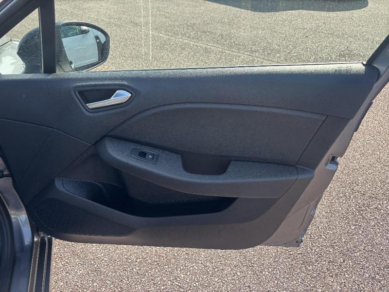 Renault Clio V Clio TCe 90 Equilibre 2023 - photo n°18 Renault Clio V Clio TCe 90 Equilibre  occasion à Louviers - photo n°18