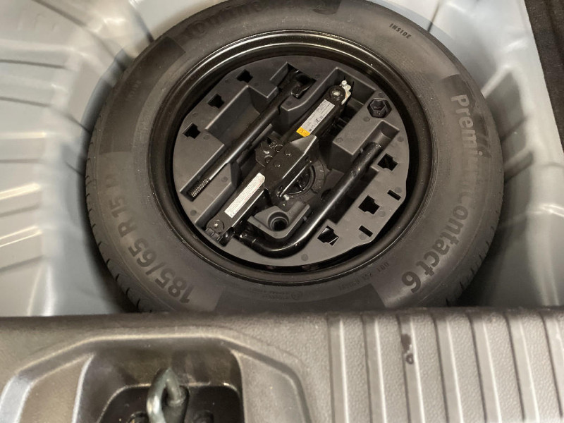 Renault Clio V Clio TCe 90 Evolution 2023 - photo n°17 Renault Clio V Clio TCe 90 Evolution  occasion à LA CHAPELLE-LONGUEVILLE - photo n°17