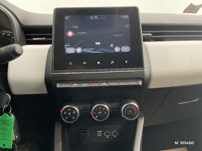 Renault Clio V Clio TCe 90 Evolution 2023 - photo n°13 Renault Clio V Clio TCe 90 Evolution  occasion à LA CHAPELLE-LONGUEVILLE - photo n°13