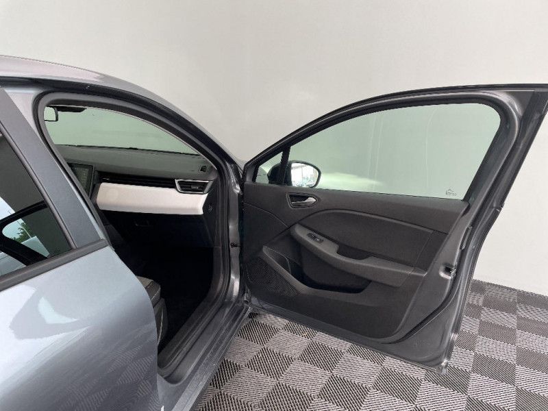 Renault Clio V Clio TCe 90 Evolution 2023 - photo n°20 Renault Clio V Clio TCe 90 Evolution  occasion à LA CHAPELLE-LONGUEVILLE - photo n°20