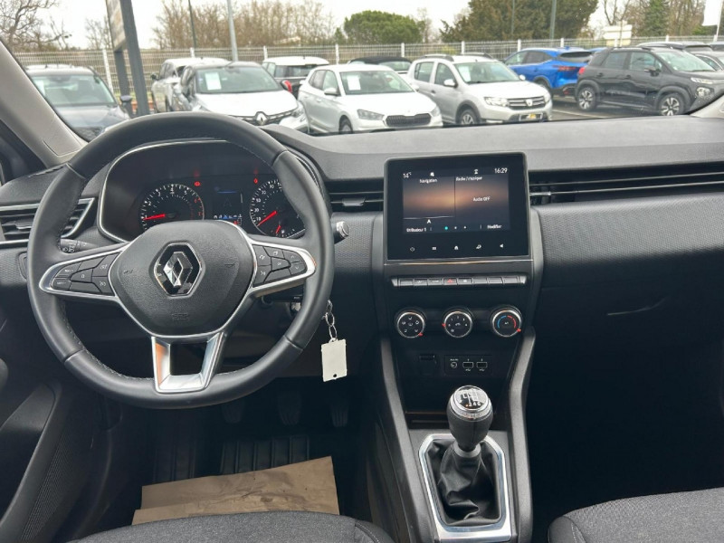Renault Clio V TCe 90 - 21N Business 2023 - photo n°7 Renault Clio V TCe 90 - 21N Business  occasion à Le Born - photo n°7