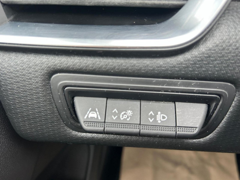 Renault Clio V TCe 90 - 21N Business 2022 - photo n°7 Renault Clio V TCe 90 - 21N Business  occasion à Le Born - photo n°7