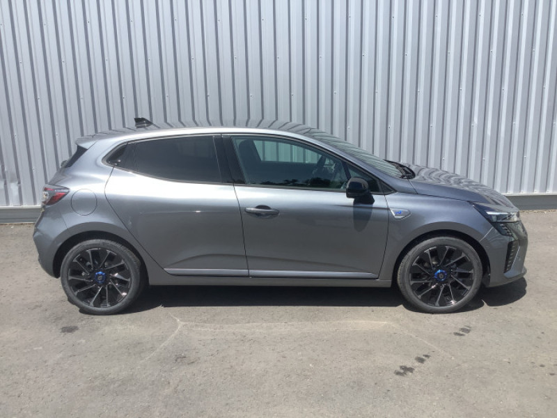 Renault Clio V TCe 90 ch GSR2 Esprit Alpine 2025 - photo n°4 Renault Clio V TCe 90 ch GSR2 Esprit Alpine  occasion à Ganges - photo n°4