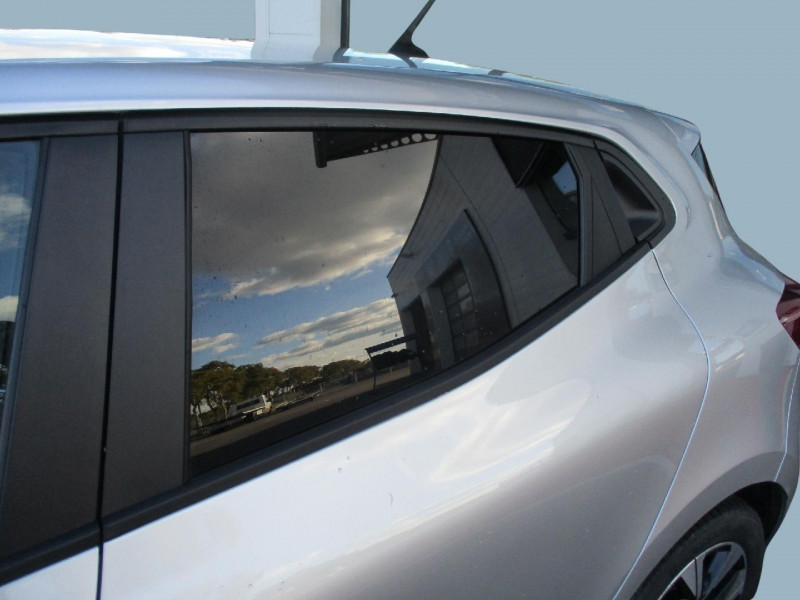 Renault Clio V TCe 90 Evolution  occasion � Le Born - photo n�5