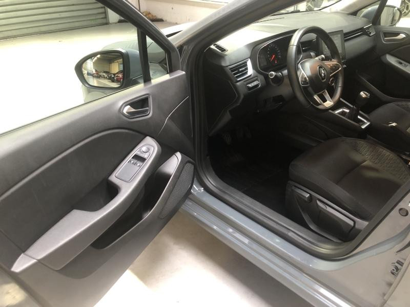 Renault Clio 1.0 SCe 75ch Zen 2020 - photo n°10 Renault Clio 1.0 SCe 75ch Zen  occasion à Brie-Comte-Robert - photo n°10