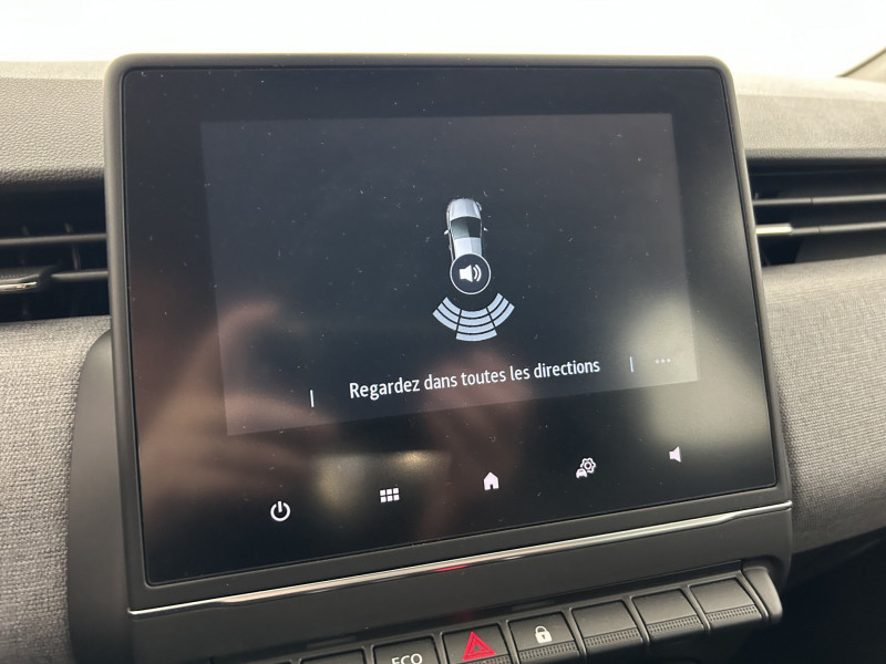 Renault Clio 1.0 TCe 90ch Evolution 2023 - photo n°19 Renault Clio 1.0 TCe 90ch Evolution  occasion à SAINT-GREGOIRE - photo n°19