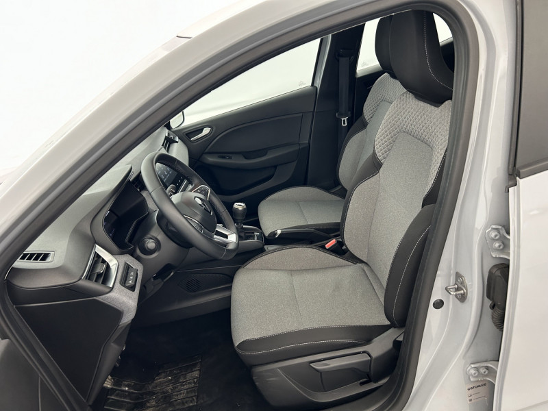 Renault Clio 1.0 TCe 90ch Evolution 2023 - photo n°13 Renault Clio 1.0 TCe 90ch Evolution  occasion à SAINT-GREGOIRE - photo n°13
