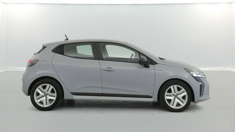 Renault Clio 1.0 TCe 90ch Evolution 2023 - photo n°6 Renault Clio 1.0 TCe 90ch Evolution  occasion à SAINT-GREGOIRE - photo n°6