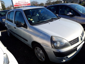 Renault Clio , garage FAST SERVICES AUTO  Coignires