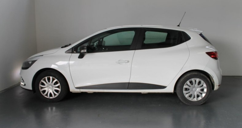 Renault Clio 1.2i 16V - 75 IV BERLINE Life PHASE 2 2018 - photo n°7 Renault Clio 1.2i 16V - 75 IV BERLINE Life PHASE 2  occasion à Saint André de corcy - photo n°7
